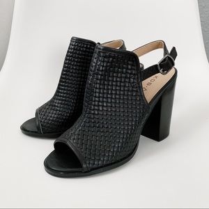 NWOT KDB Black Woven Mule Block Sandal Heel